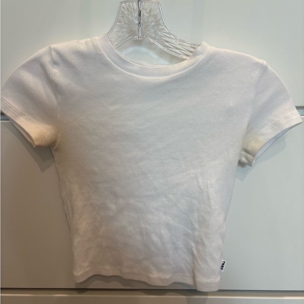 size xs aritzia tna ribbed cropped short sleeve